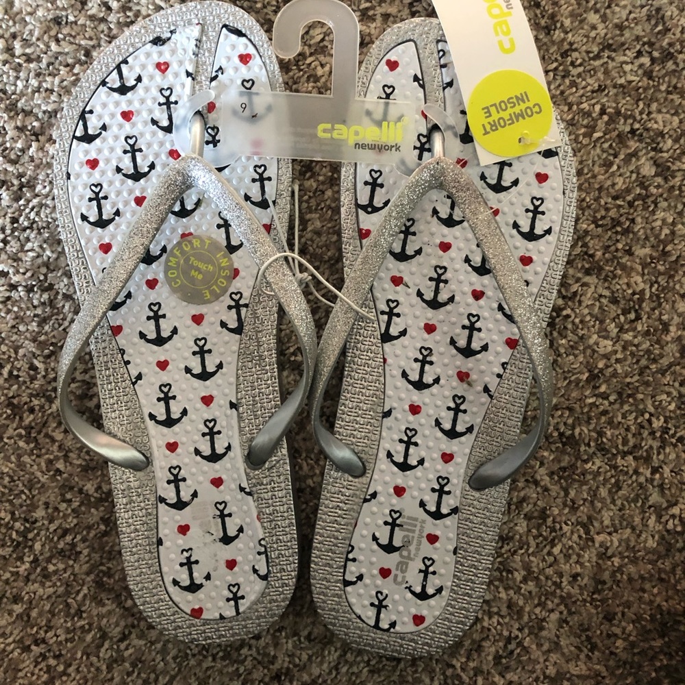 Capelli New York Anchor flip flops